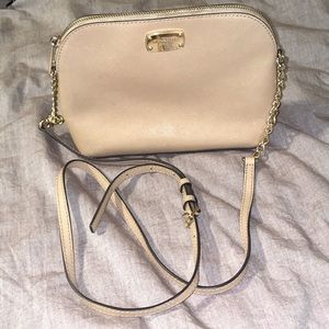 Tan Micheal Kors Crossbody Purse